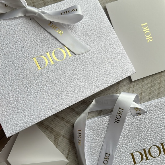 2 x Dior white small gift bag - Picture 8 of 13
